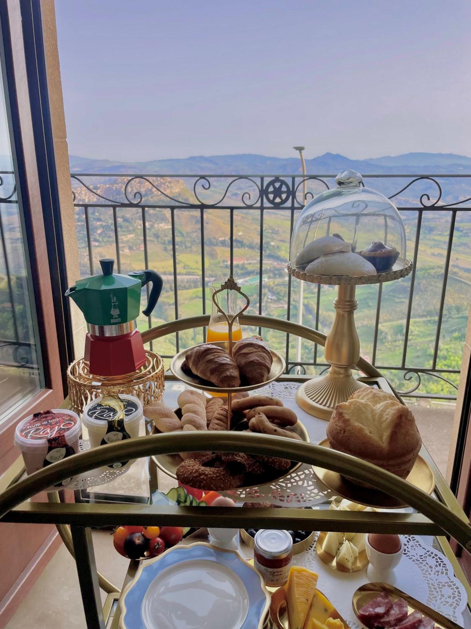 Hotel Dimora Del Duomo Enna Zewnętrze zdjęcie